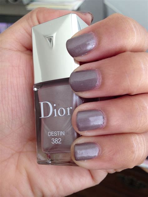 Dior vernis nagels